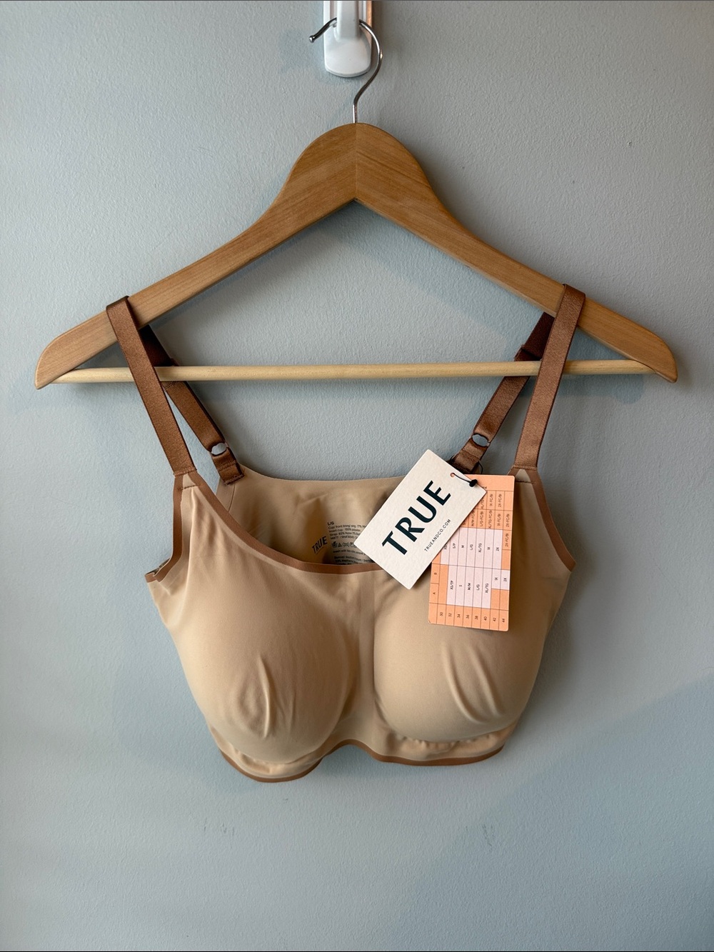 True & Co Lift Scoop Adjustable Bra NWT